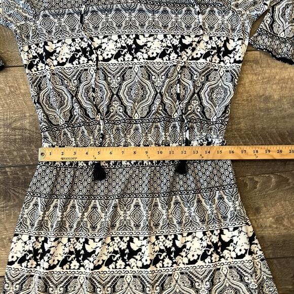 White House Black Market Bell Sleeve Mini Dress Size 14 - Picture 12 of 16